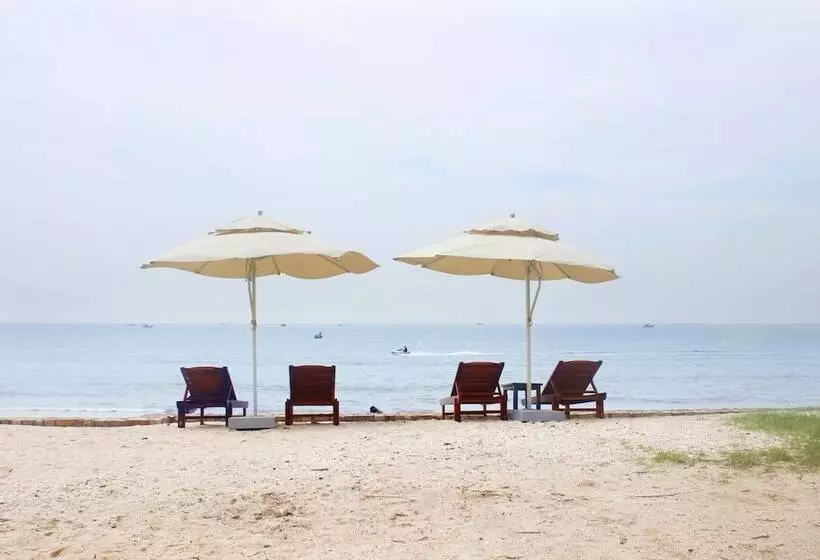 هتل Lotus Garden Resort