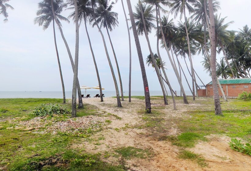 هتل Lotus Garden Resort