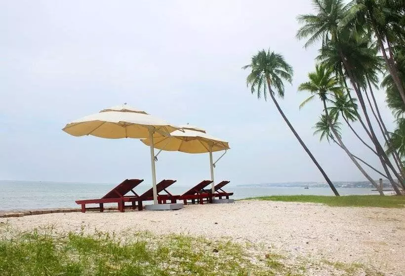 هتل Lotus Garden Resort