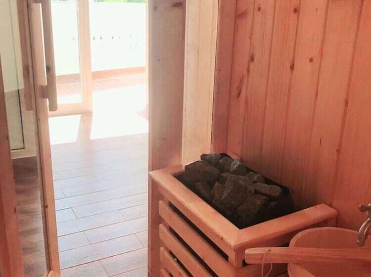 هتل Lotus Garden Resort