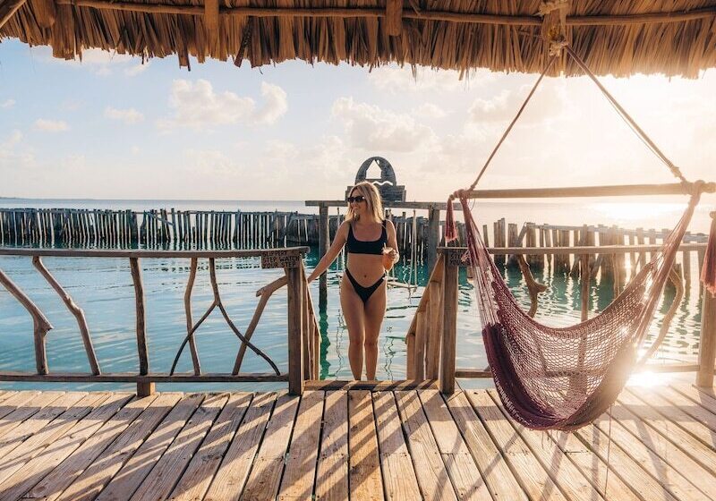 ホテル Thatch Caye, A Muy Ono Resort