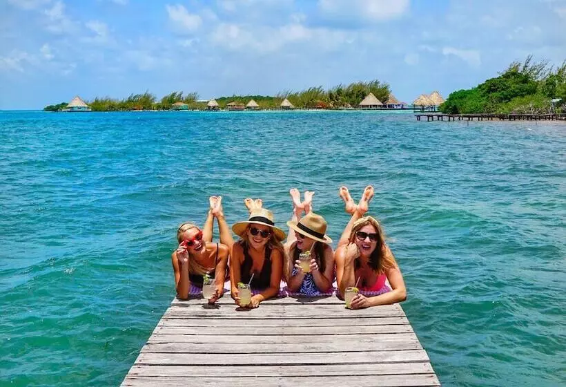 ホテル Thatch Caye, A Muy Ono Resort