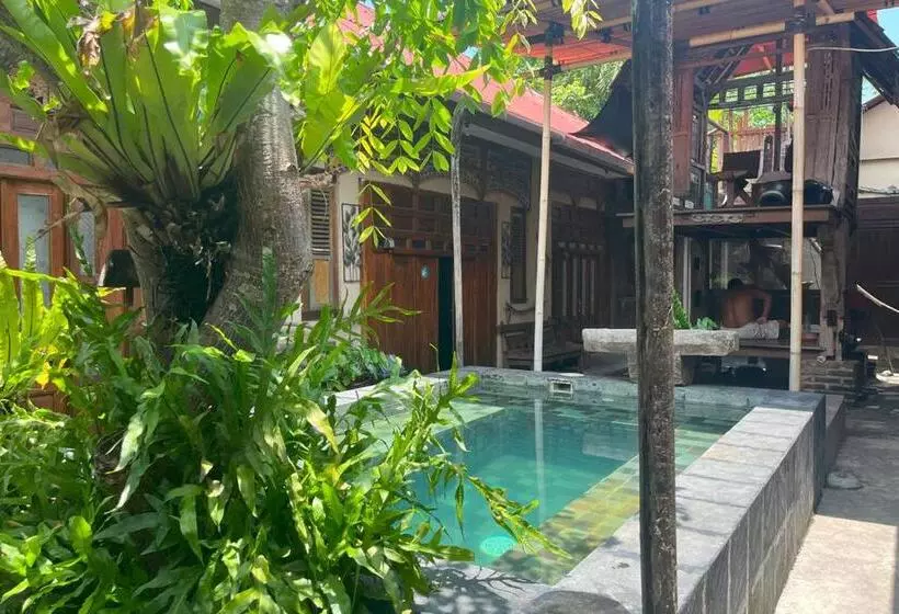 ペンション Twospaces Living At Wave And Chill House, Canggu