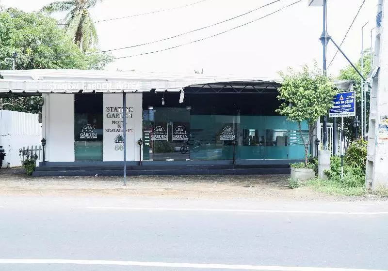 Station Garden Hotel And Resturant By Oyo Rooms
