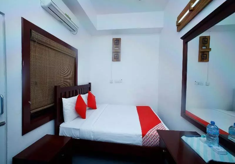 Station Garden Hotel And Resturant By Oyo Rooms