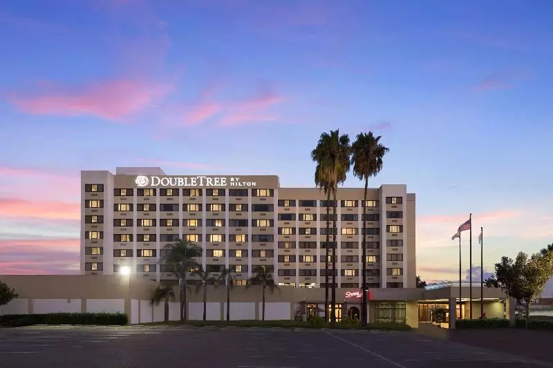 호텔 Doubletree By Hilton Los Angeles Norwalk