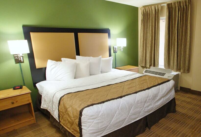 בית מלון כפרי Extended Stay America Suites Louisville Alliant Avenue