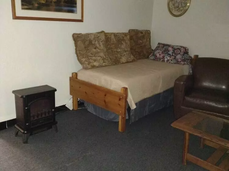 Отель Hub City Inn