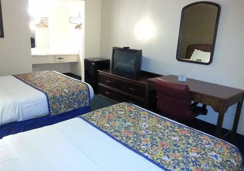 Motel 6 Tampa, Fl