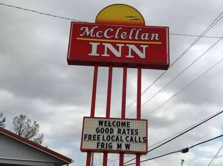 호텔 Mcclellan Inn