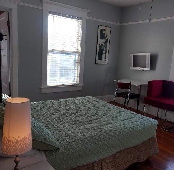 فندق The Mansion House Inn