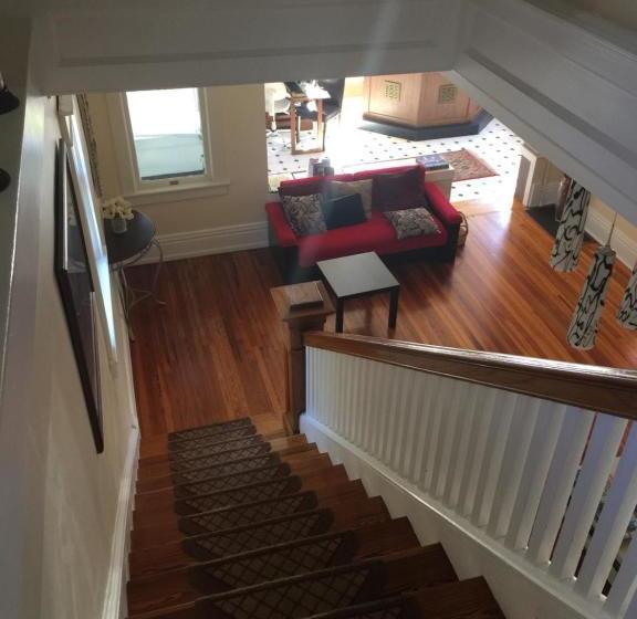 فندق The Mansion House Inn