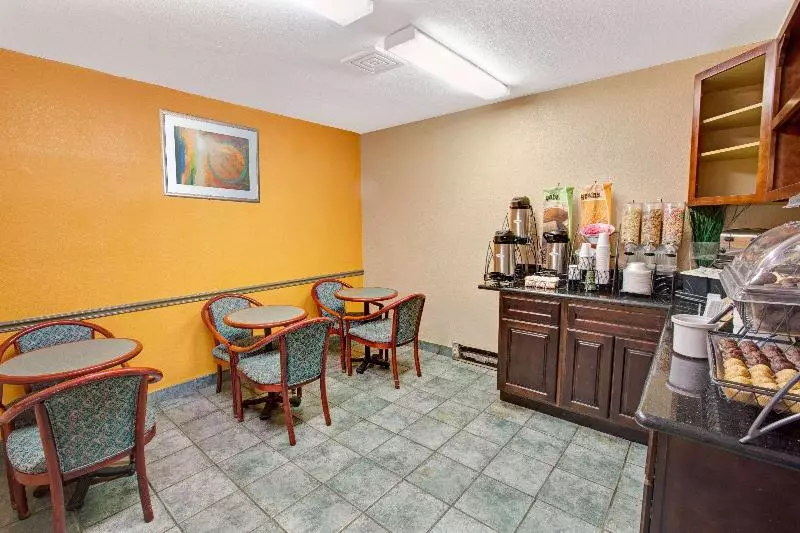 Microtel Inn & Suites By Wyndham Gatlinburg