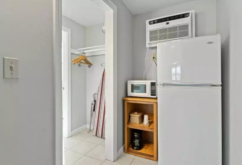 Мотель Mariner Resort