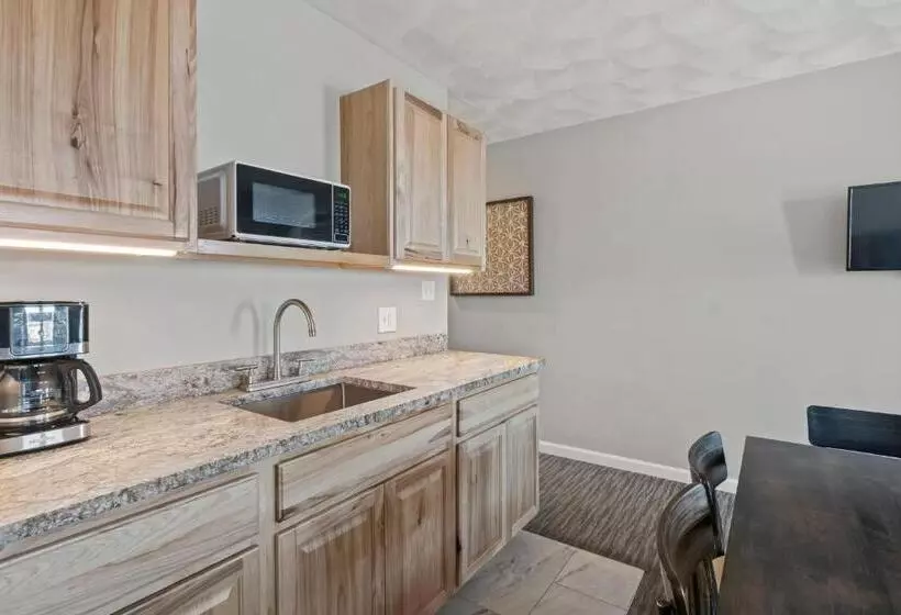 Мотель Mariner Resort