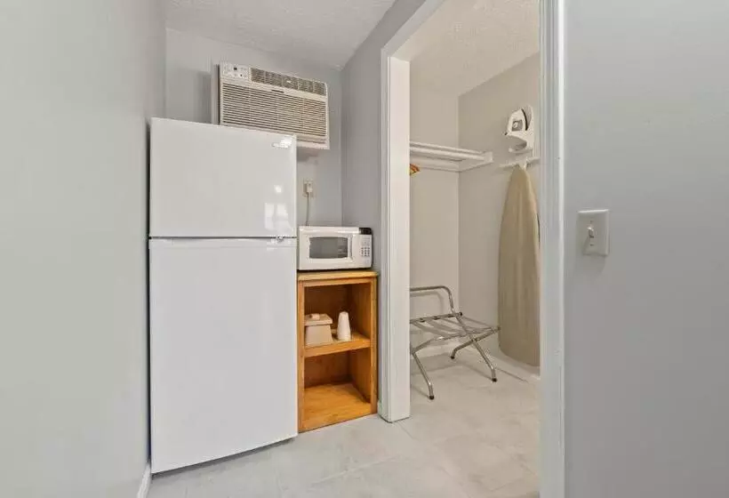 Мотель Mariner Resort