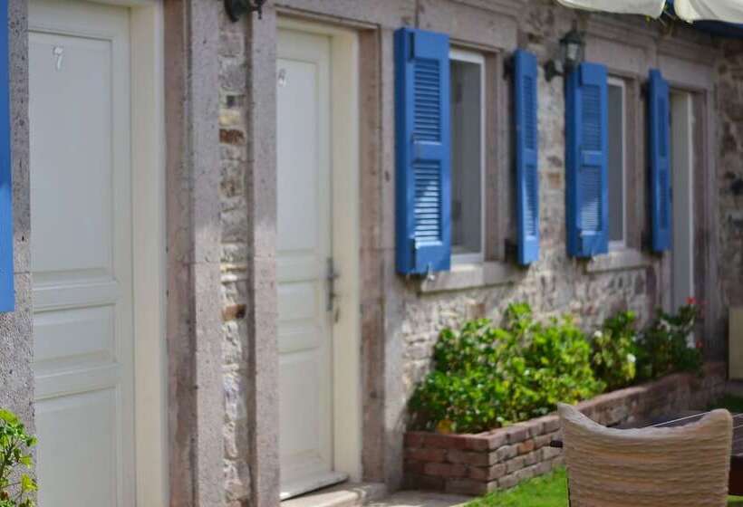 ベッドアンドブレックファースト Cunda Poseidon