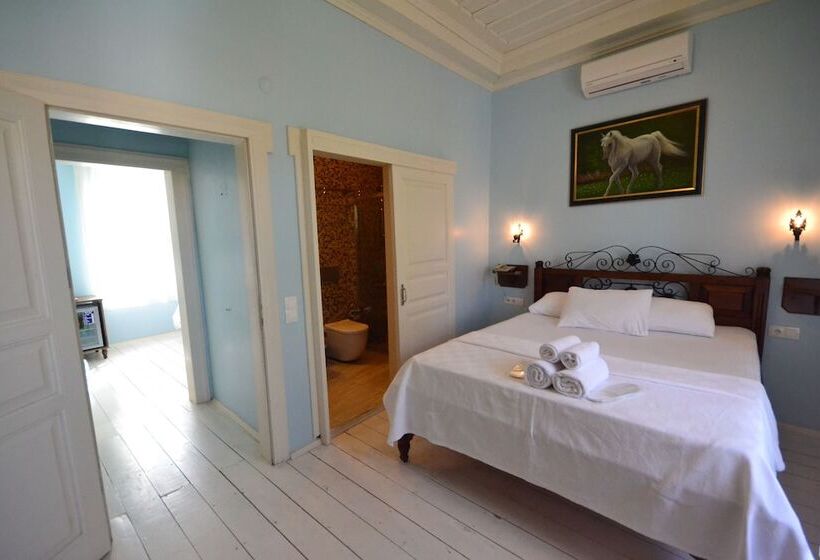 ベッドアンドブレックファースト Cunda Poseidon