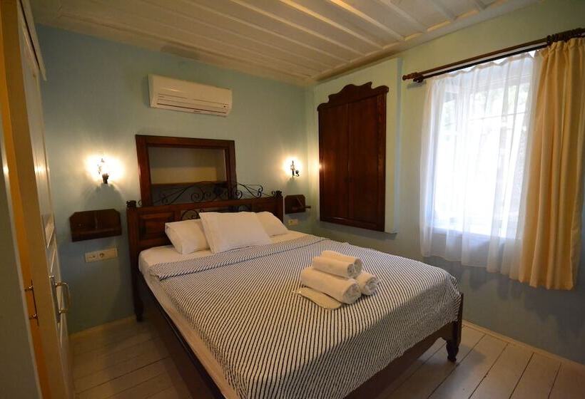 ベッドアンドブレックファースト Cunda Poseidon