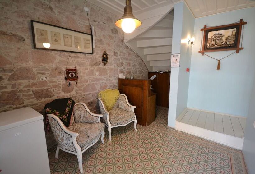 ベッドアンドブレックファースト Cunda Poseidon