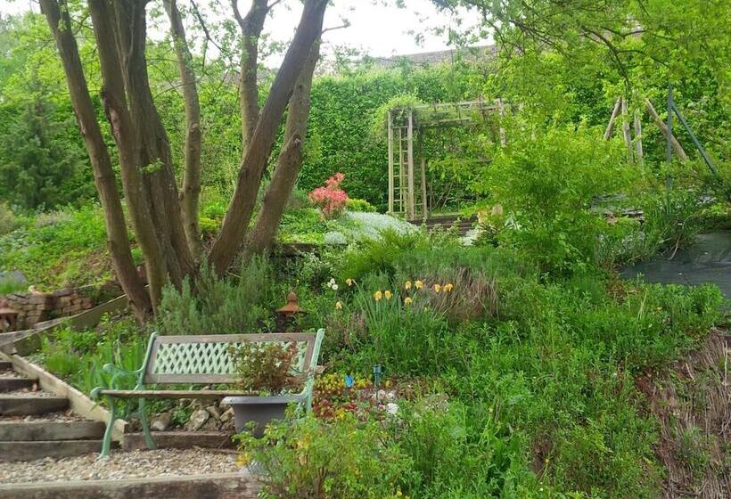 Bed and Breakfast Duck House