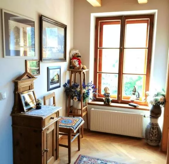 Hotelli Schweizerhof Am See
