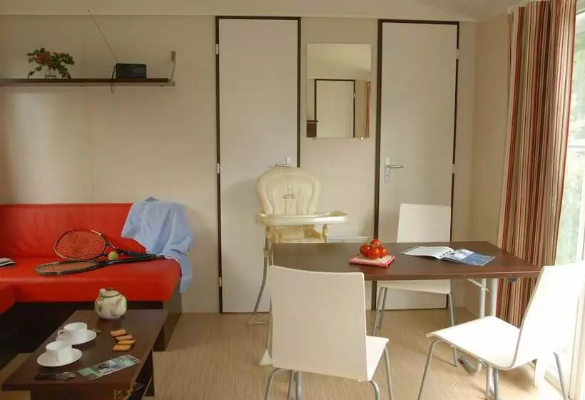 ホテル Castel Parc De Fierbois