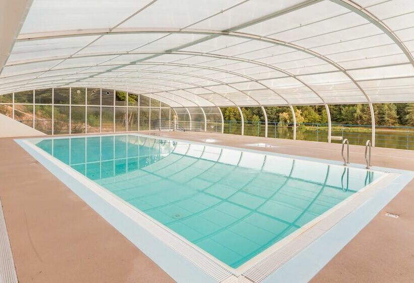 فندق Castel Parc De Fierbois