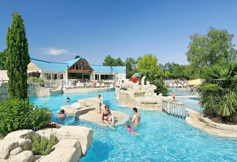 فندق Castel Parc De Fierbois