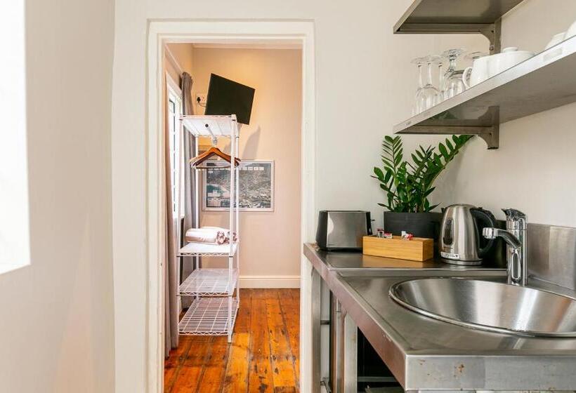 בית מלון כפרי Stone Cottages