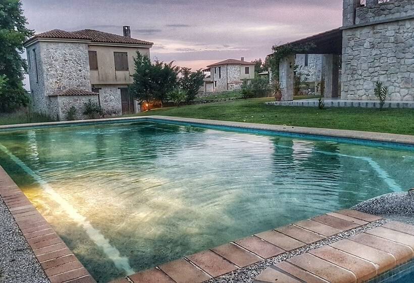 Luxurious Stone House In Elani