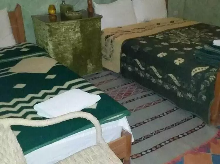 Majatalo Complexe Collier D  Ambre