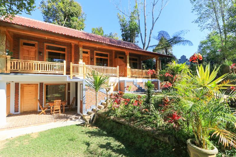 פנסיון Mulia Garden Bungalows