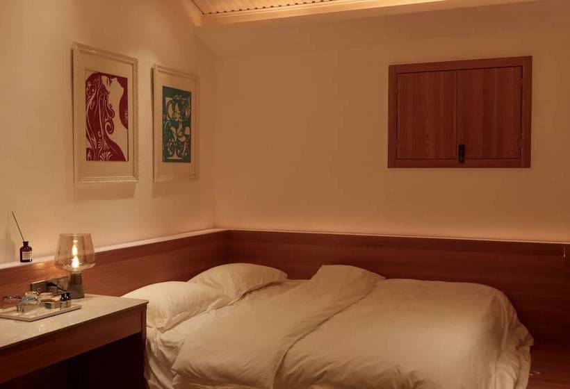 펜션 Satanga Elegant Residence