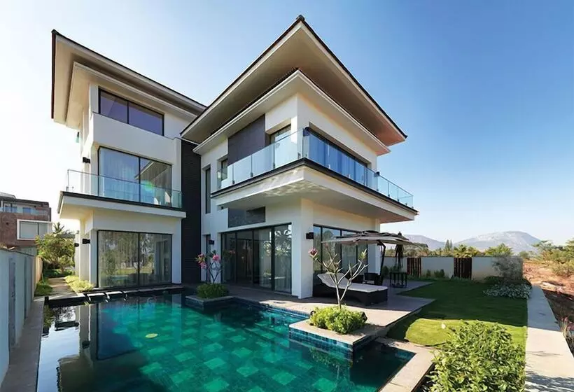 Prestige Golfshire Club