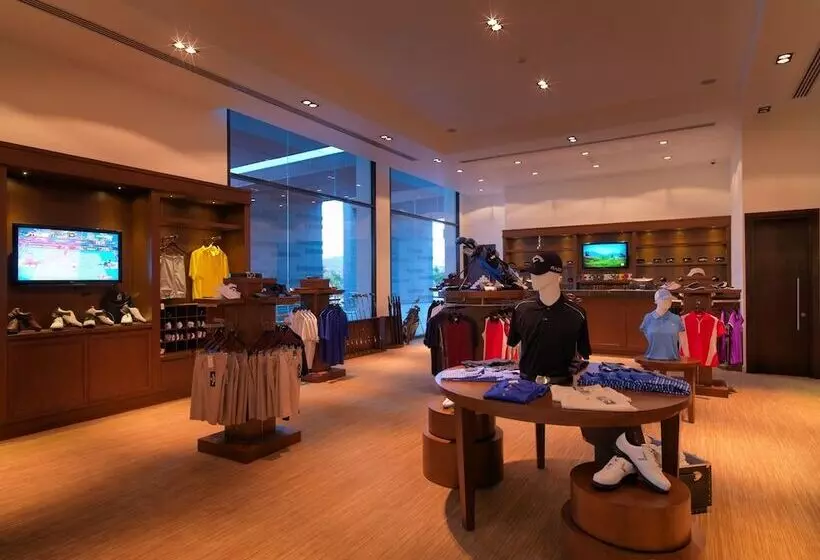 Prestige Golfshire Club