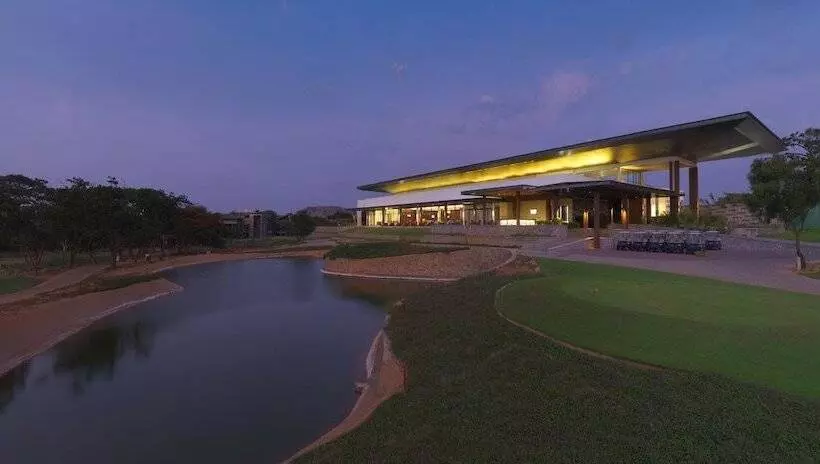 Prestige Golfshire Club