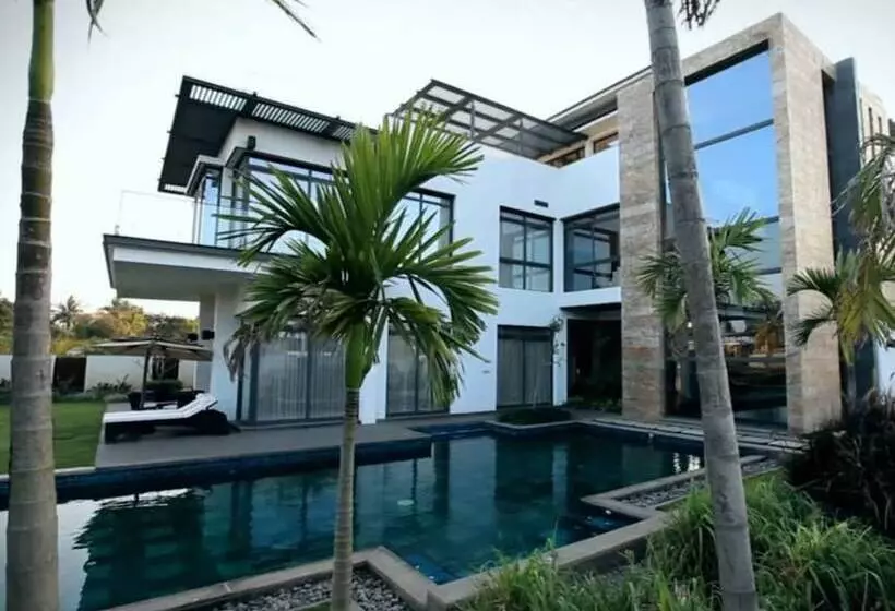 Prestige Golfshire Club