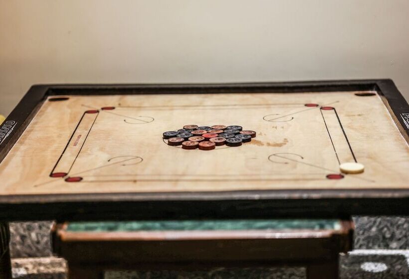 호텔 Ramada Plaza By Wyndham Lucknow