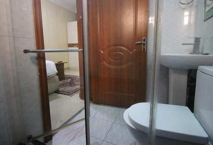 هتل Waxride Residence