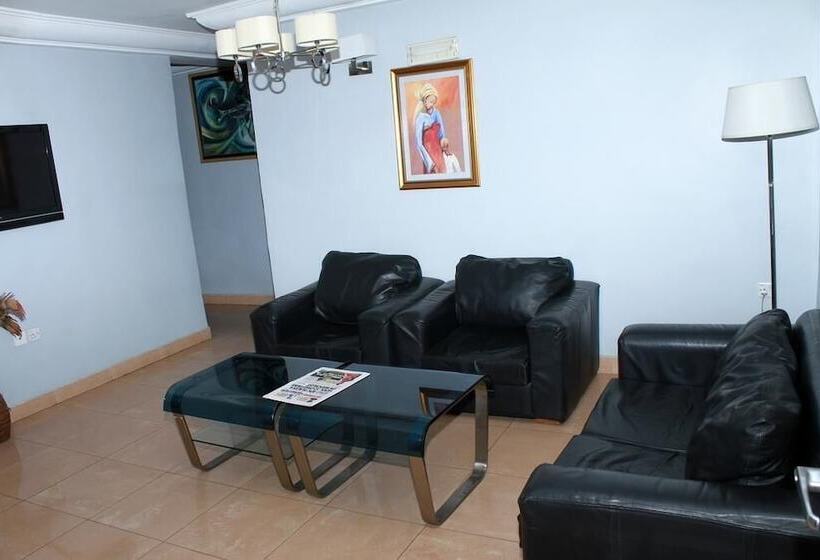 هتل Waxride Residence