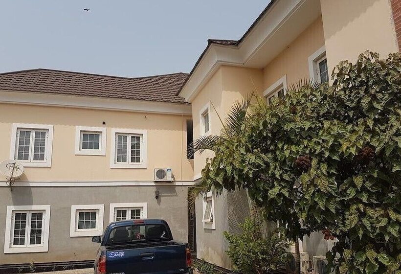 هتل Waxride Residence