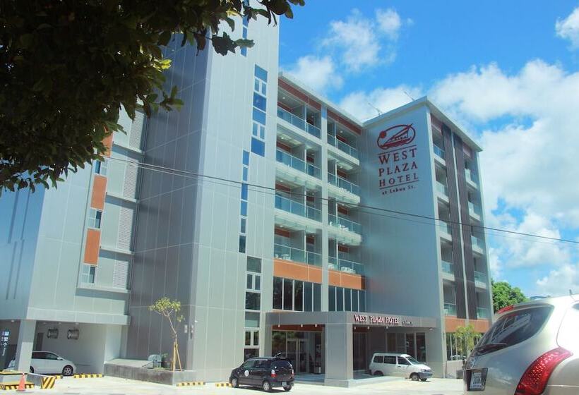 West Plaza Hotel At Lebuu Street