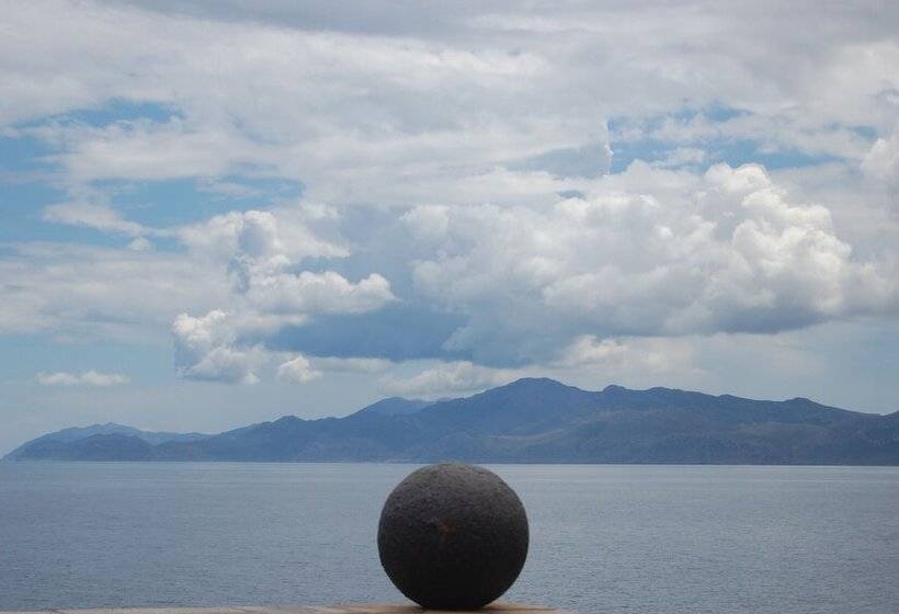 פנסיון Ardamis