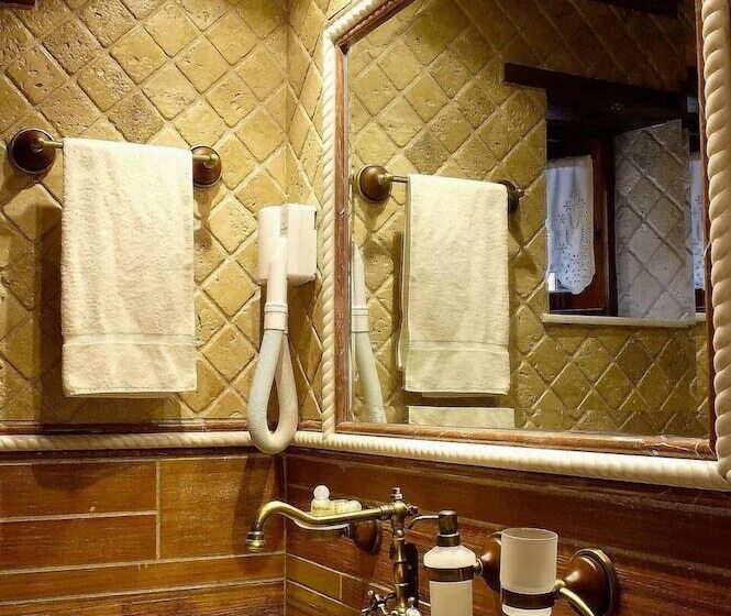 פנסיון Ardamis