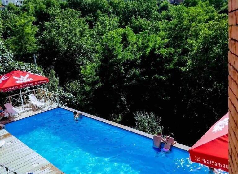 پانسیون Guest House Marani