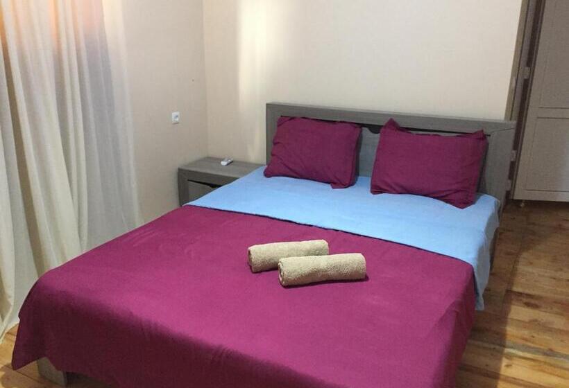 پانسیون Guest House Marani