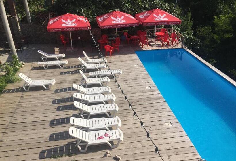 پانسیون Guest House Marani