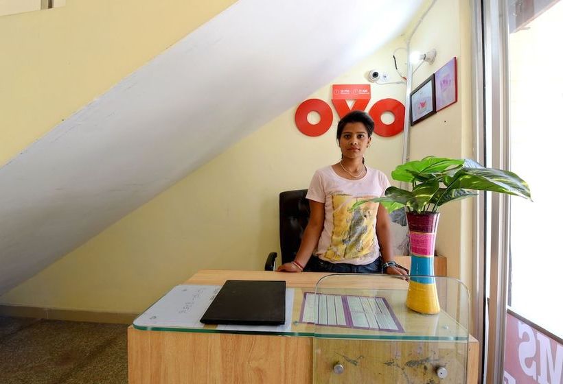 Пансион Impression Inn By Oyo Rooms