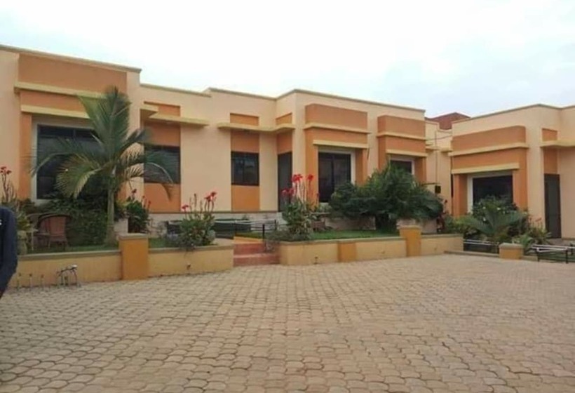 پانسیون King Charles Empire